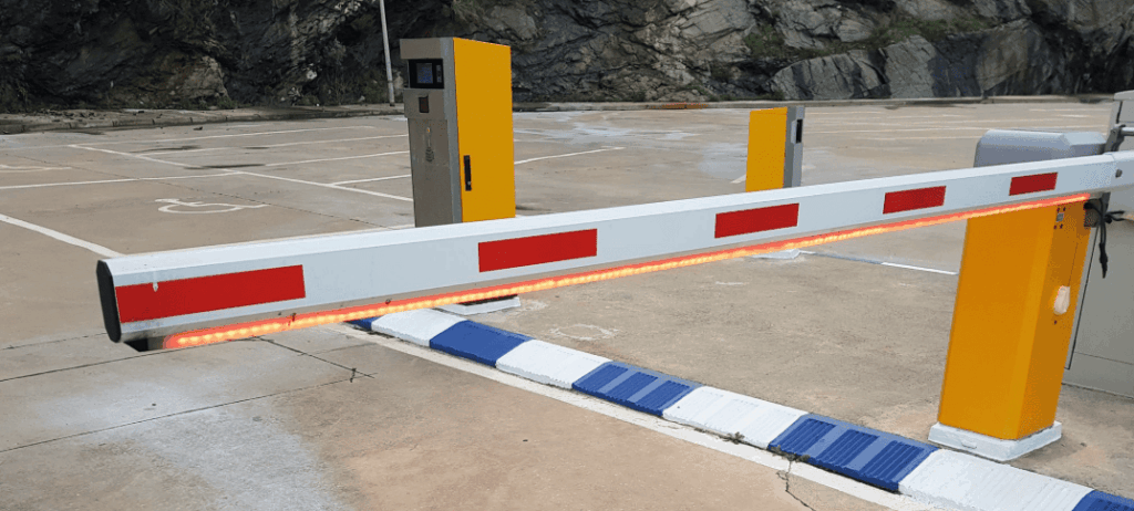 barrera de un parking cerrada